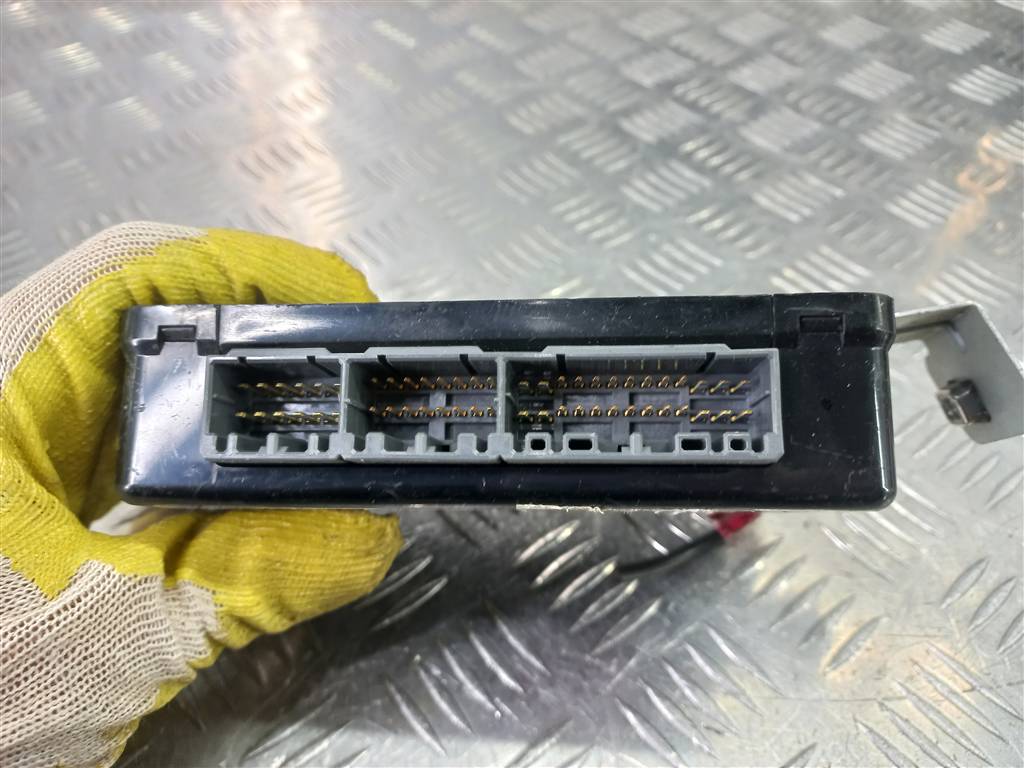 блок управления Hyundai TUCSON 2.0 CRDi AT (112 л.с.)Tucson  I (2004—2011) Внедорожник 954002E241, 980 рублей, Москва