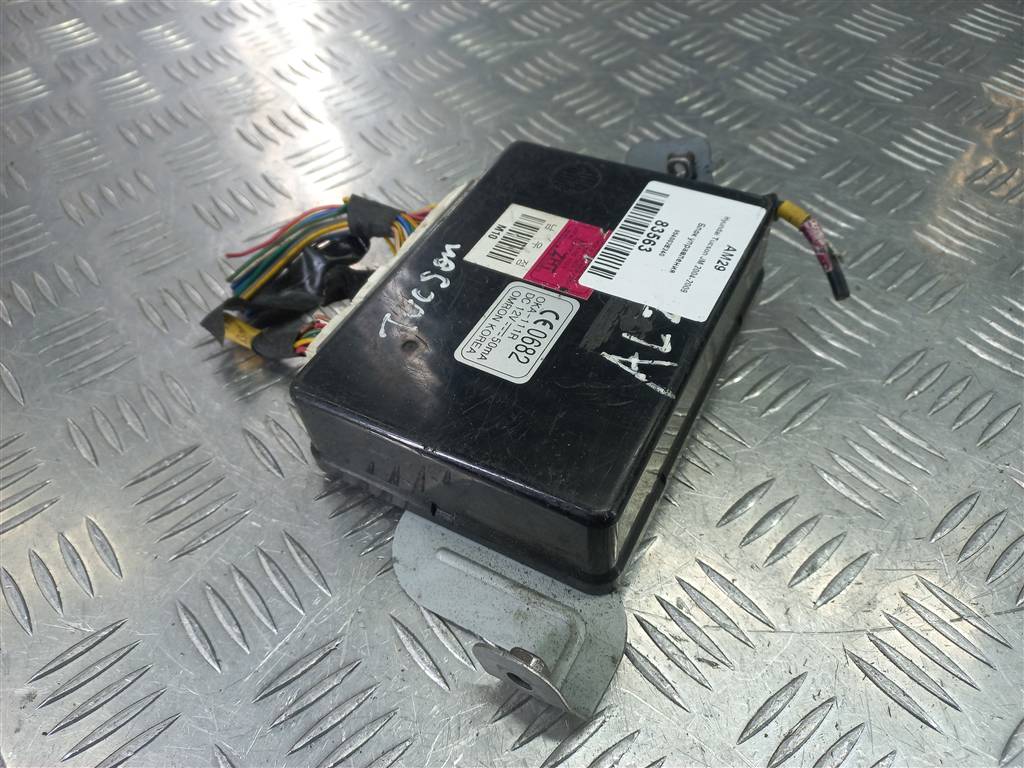 блок управления Hyundai TUCSON 2.0 CRDi AT (112 л.с.)Tucson  I (2004—2011) Внедорожник 954002E240, 630 рублей, Москва