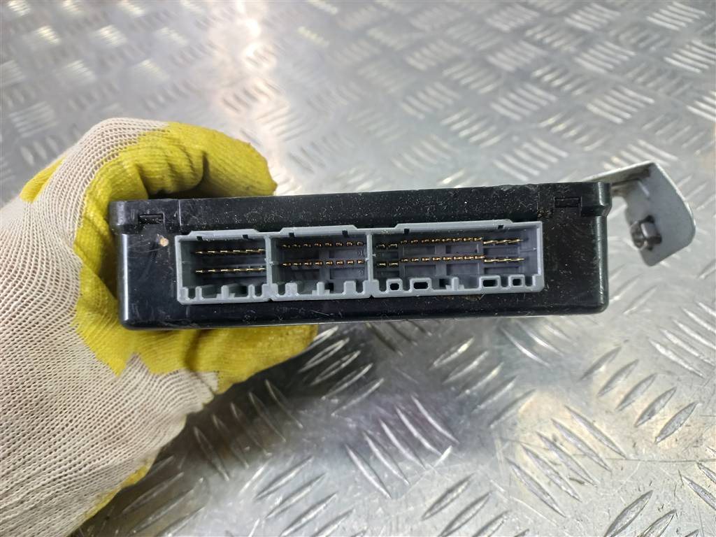 блок управления Hyundai TUCSON 2.0 CRDi AT (112 л.с.)Tucson  I (2004—2011) Внедорожник 954002E240, 630 рублей, Москва