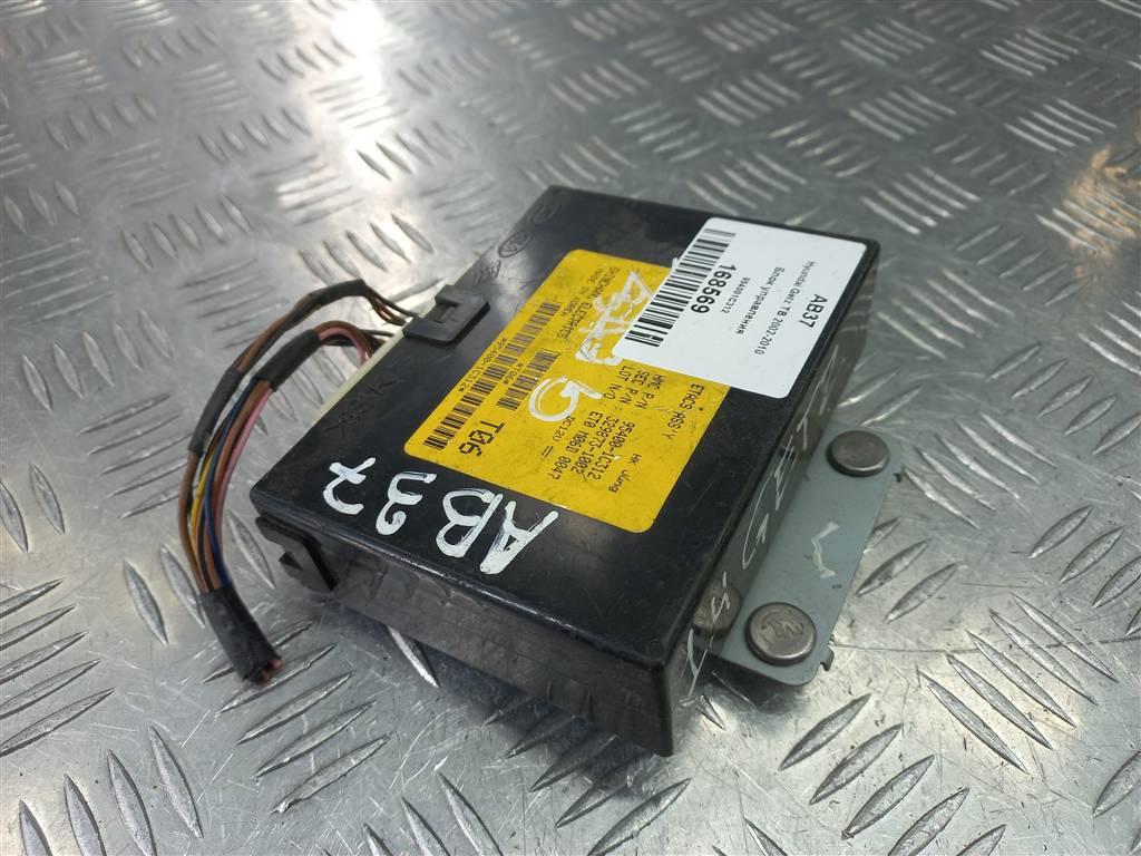 блок управления Hyundai GETZ 1.4 AT (97 л.с.)Getz  I рестайлинг (2005—2011) Хетчбэк 954001C312, 520 рублей, Москва