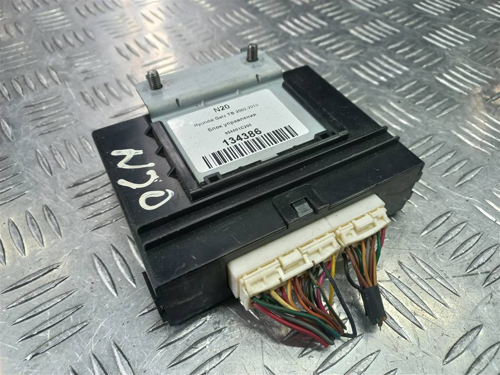 блок управления Hyundai GETZ 1.6 MT (105 л.с.)Getz  I рестайлинг (2005—2011) Хетчбэк 954001C200, 1550 рублей, Москва