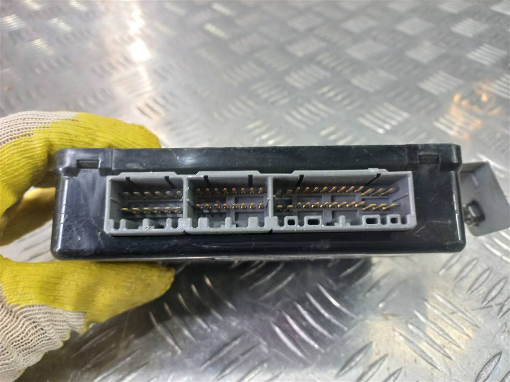 блок управления Hyundai TUCSON 2.7 4WD AT (173 л.с.)Tucson  I (2004—2011) Внедорожник 954002E240, 630 рублей, Москва