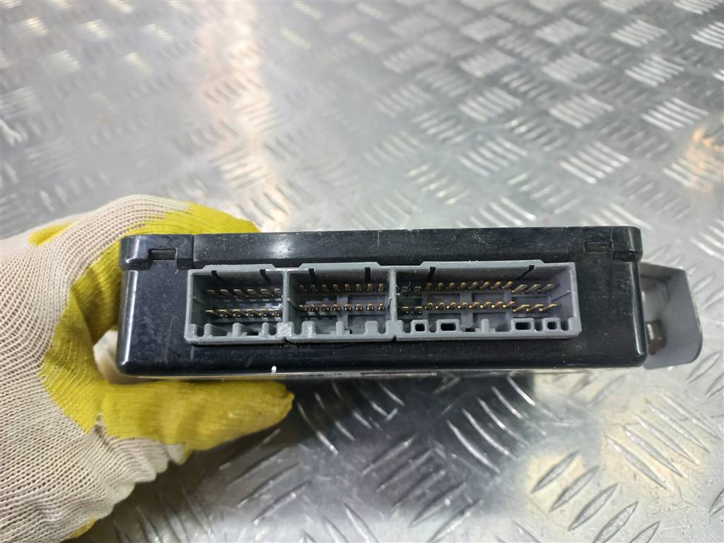 блок управления Hyundai TUCSON 2.0 CRDi AT (112 л.с.)Tucson  I (2004—2011) Внедорожник 954002E240, 630 рублей, Москва