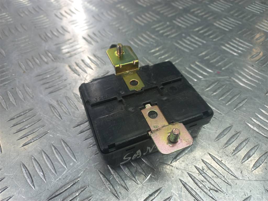 блок управления центральным замком Hyundai SANTA FE  9540038500, 630 рублей, Москва