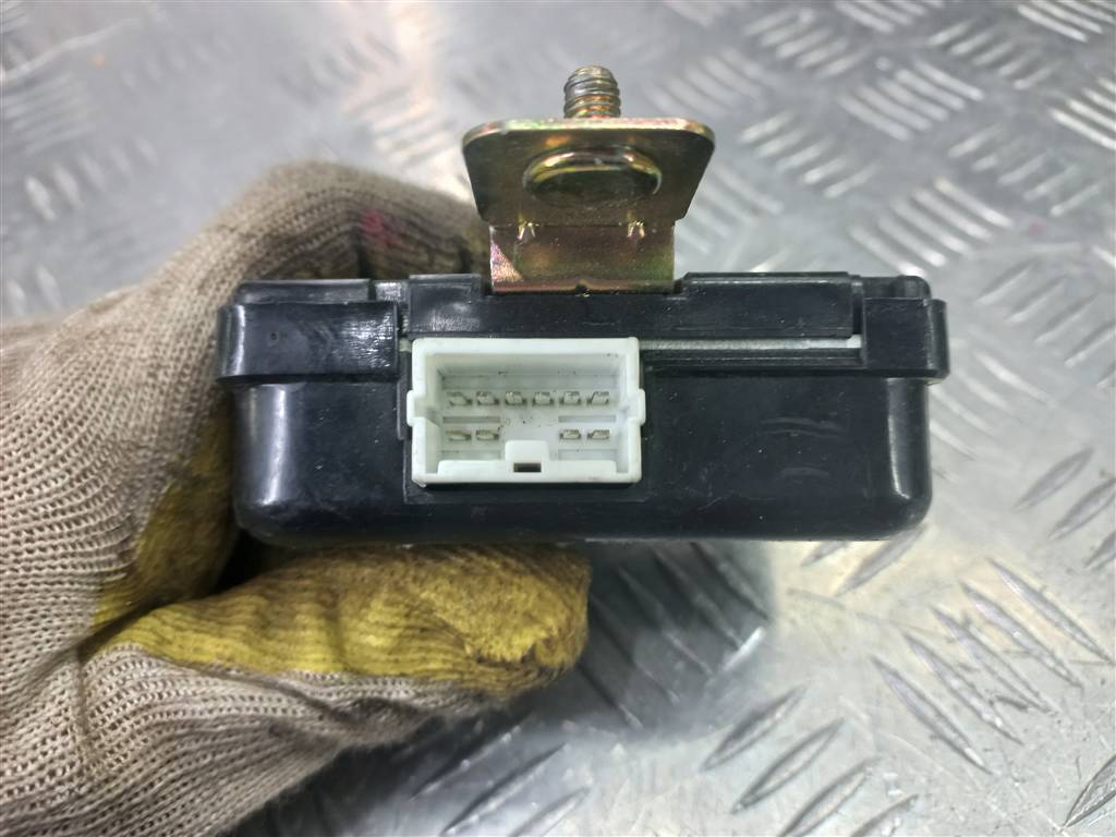 блок управления центральным замком Hyundai SANTA FE  9540038500, 630 рублей, Москва