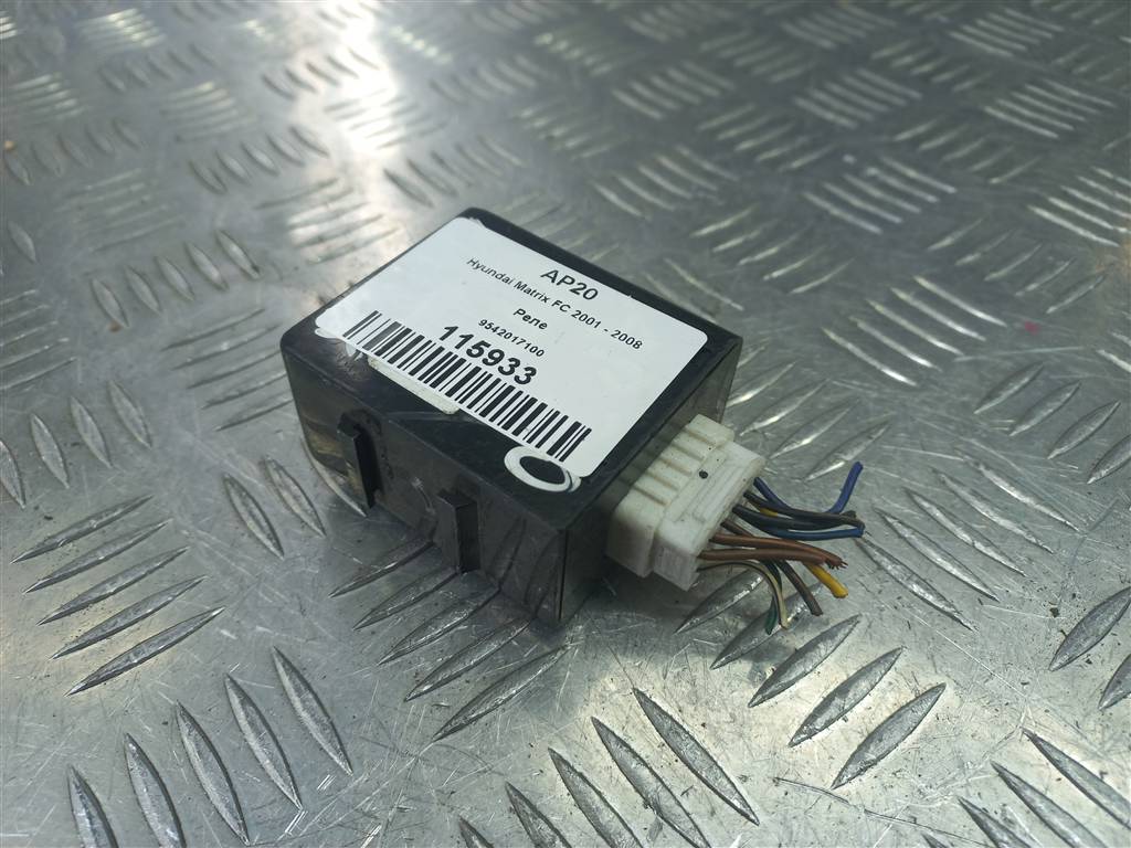 блок управления Hyundai MATRIX 1.6 MT (103 л.с.)Matrix  I рестайлинг (2005—2008) Минивэн 9542017100, 630 рублей, Москва