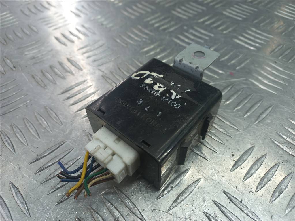 блок управления Hyundai MATRIX 1.6 MT (103 л.с.)Matrix  I рестайлинг (2005—2008) Минивэн 9542017100, 630 рублей, Москва