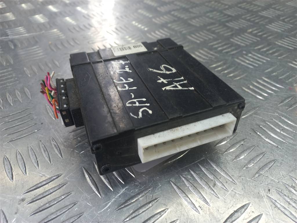 блок управления Hyundai SANTA FE  9540026500, 630 рублей, Москва