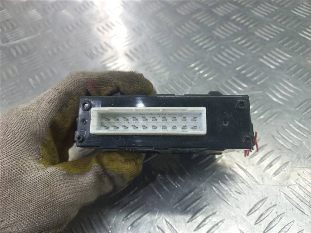 блок управления Hyundai SANTA FE  9540026500, 630 рублей, Москва