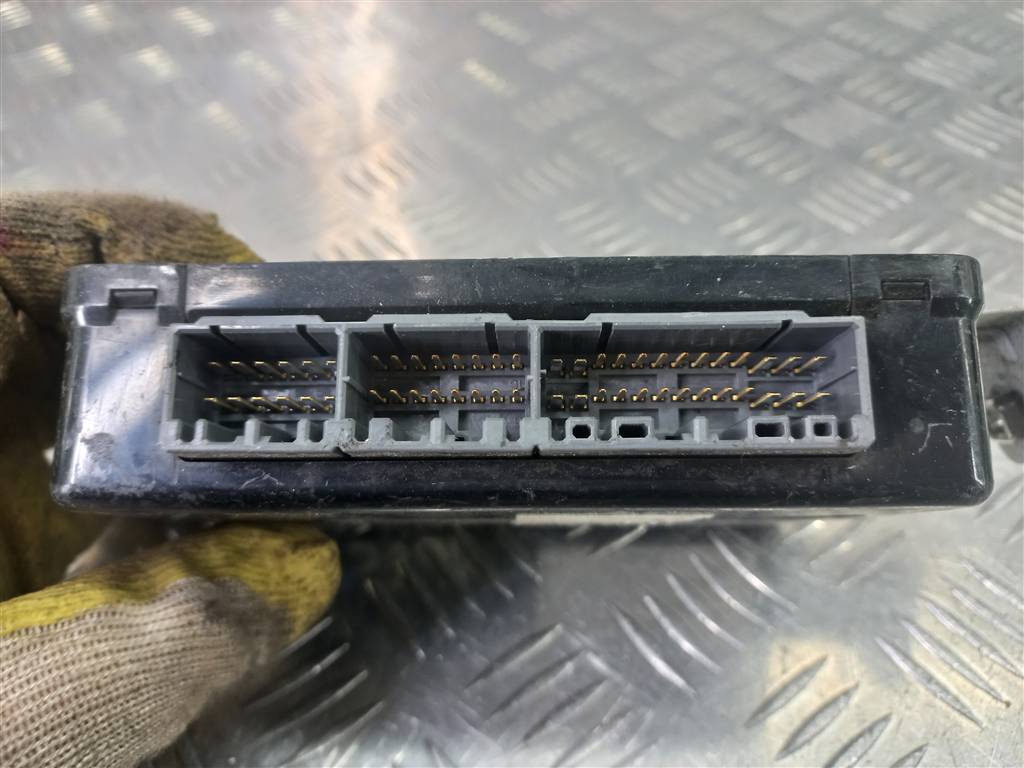 блок управления Hyundai TUCSON 2.0 MT (140 л.с.)Tucson  I (2004—2011) Внедорожник 954002E240, 630 рублей, Москва