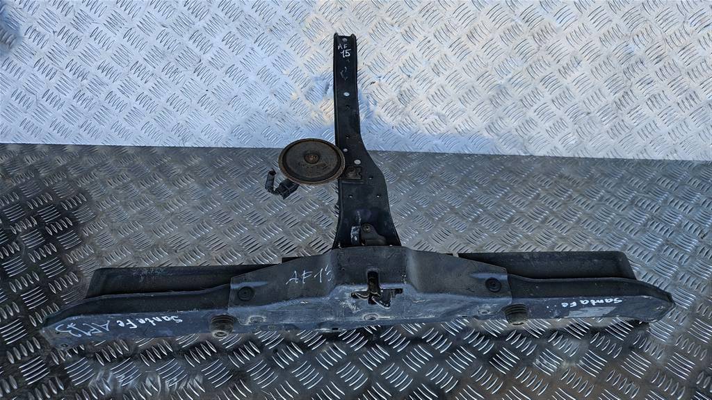 панель (телевизор) Hyundai SANTA FE  64120-26211, 3620 рублей, Москва