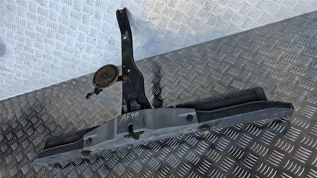 панель (телевизор) Hyundai SANTA FE  64120-26211, 3620 рублей, Москва