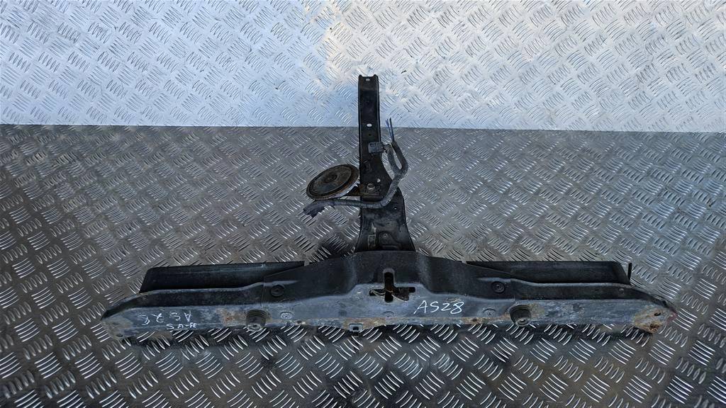 панель (телевизор) Hyundai SANTA FE  64120-26211, 3620 рублей, Москва