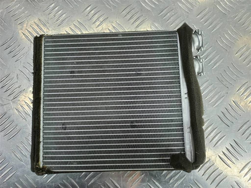 радиатор отопителя LAND ROVER FREELANDER 2.2 TD MT (150 л.с.)Freelander  II (2006—2010) Внедорожник LR002632, 1210 рублей, Москва