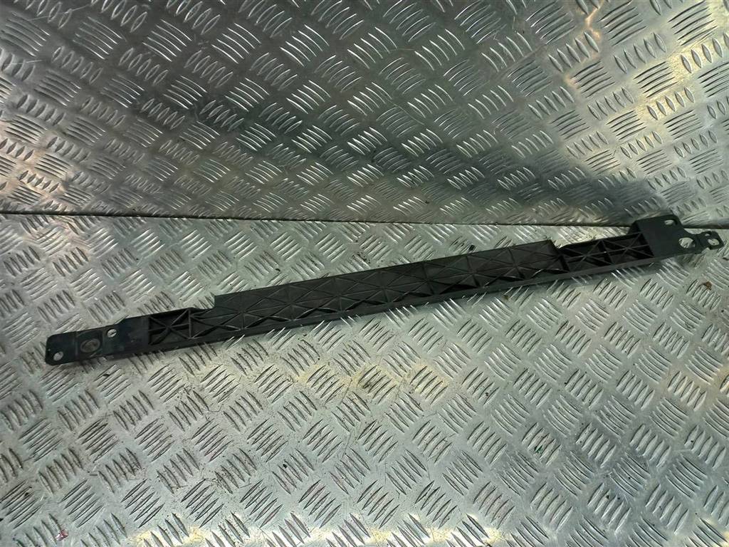 кронштейн радиатора FORD Focus  av618226ab, 2700 рублей, Москва