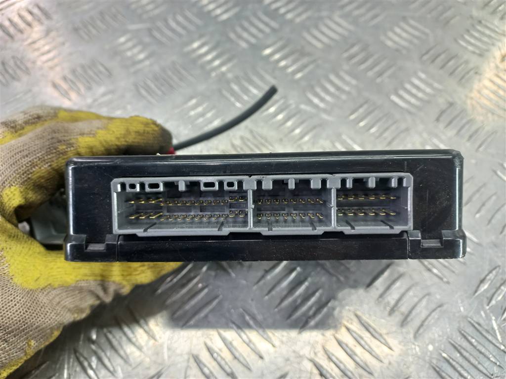 блок управления Hyundai TUCSON 2.0 MT (140 л.с.)Tucson  I (2004—2011) Внедорожник 954002E243, 980 рублей, Москва