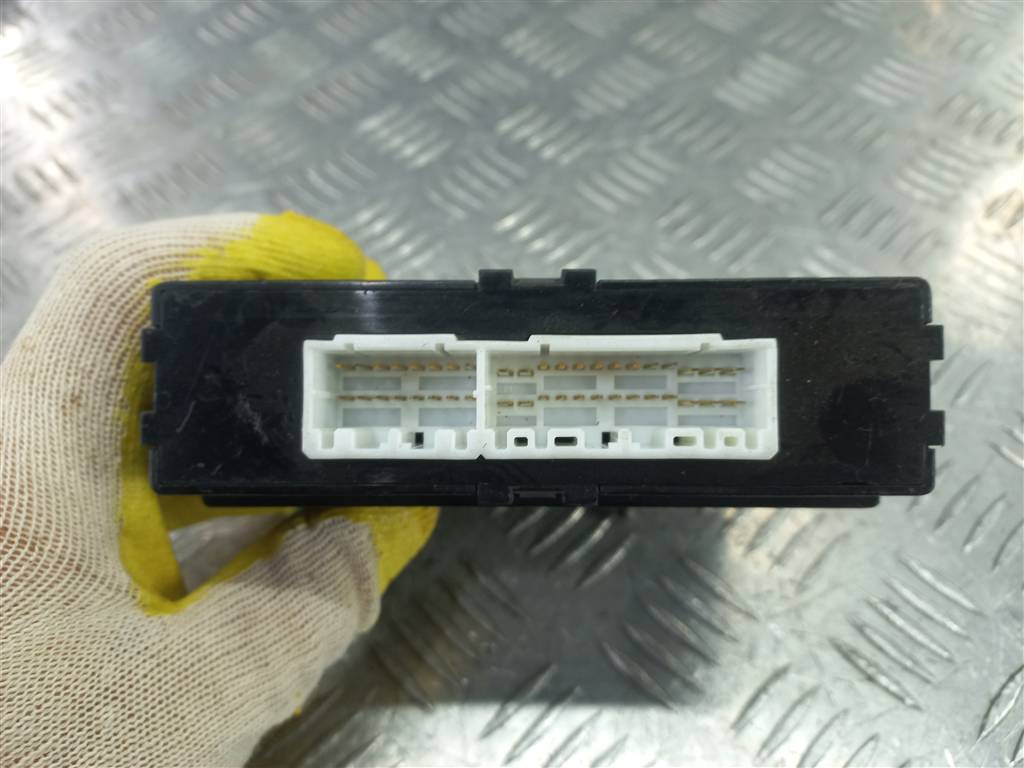 блок управления Hyundai GETZ 1.4 AT (97 л.с.)Getz  I рестайлинг (2005—2011) Хетчбэк 954001C301, 750 рублей, Москва