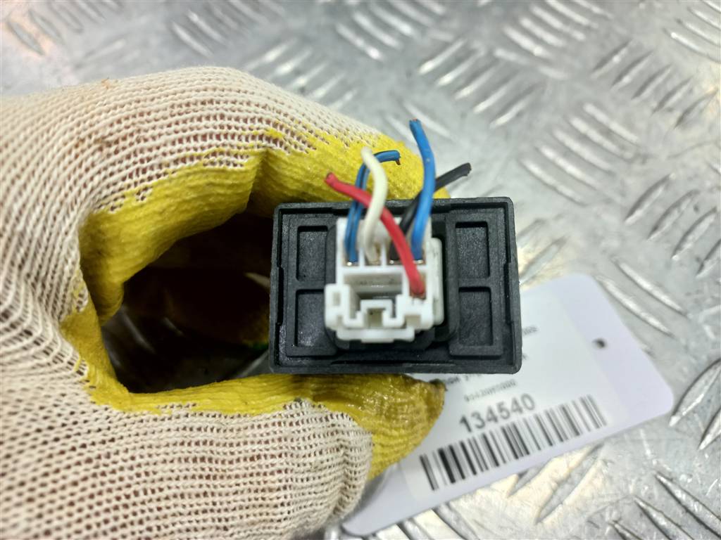 блок управления Hyundai TUCSON 2.0 MT (140 л.с.)Tucson  I (2004—2011) Внедорожник 95420H1000, 630 рублей, Москва