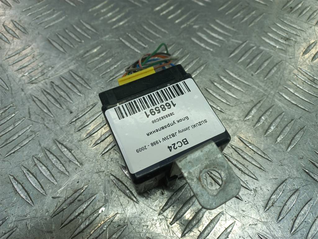 блок управления полным приводом SUZUKI JIMNY Jimny 3888582C00, 1780 рублей, Москва
