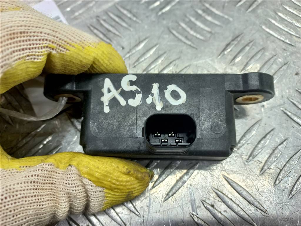 блок управления esp SUZUKI Grand Vitara 2.4 MT (166 л.с.)Grand Vitara  II рестайлинг (2008—2012) Внедорожник 3394578K00, 750 рублей, Москва