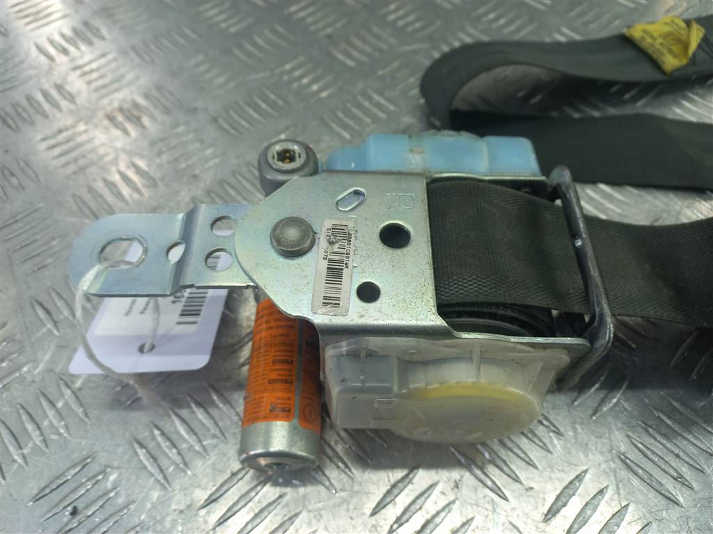 ремень безопасности Hyundai GETZ 1.4 AT (97 л.с.)Getz  I рестайлинг (2005—2011) Хетчбэк 888801C801WK, 1550 рублей, Москва