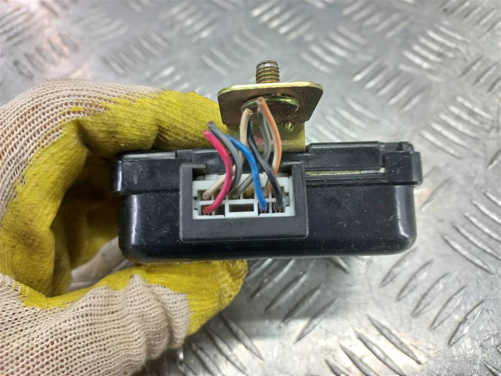 блок управления центральным замком Hyundai SANTA FE  9540038500, 630 рублей, Москва