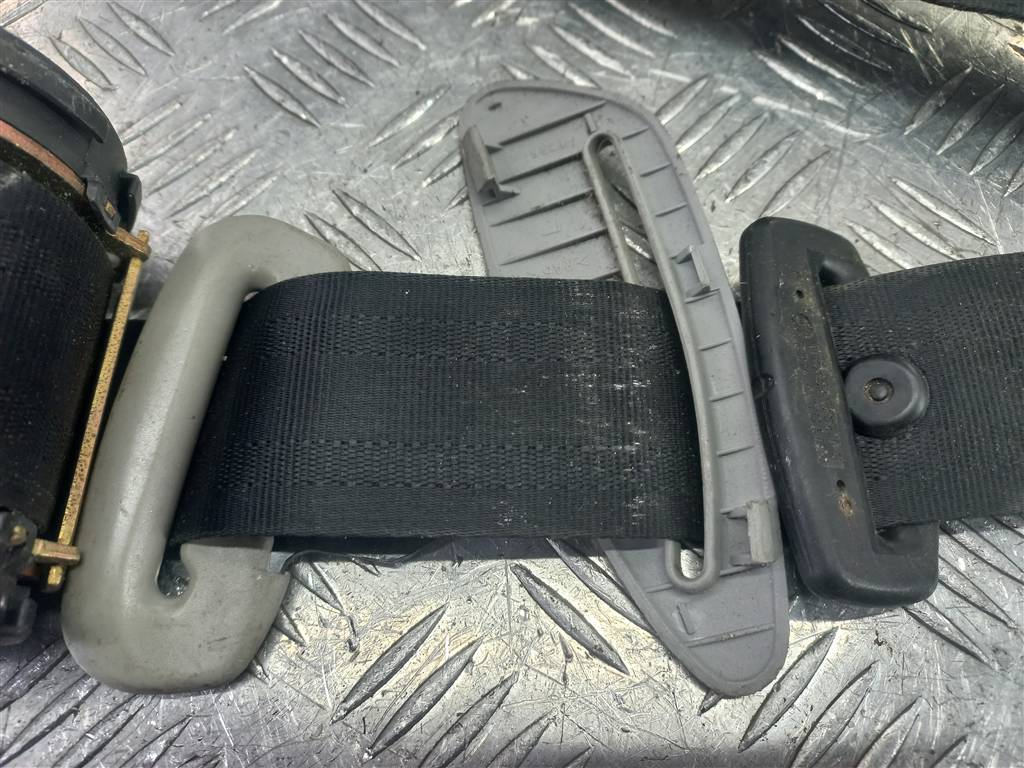 ремень безопасности MITSUBISHI CARISMA  MR915196, 980 рублей, Москва