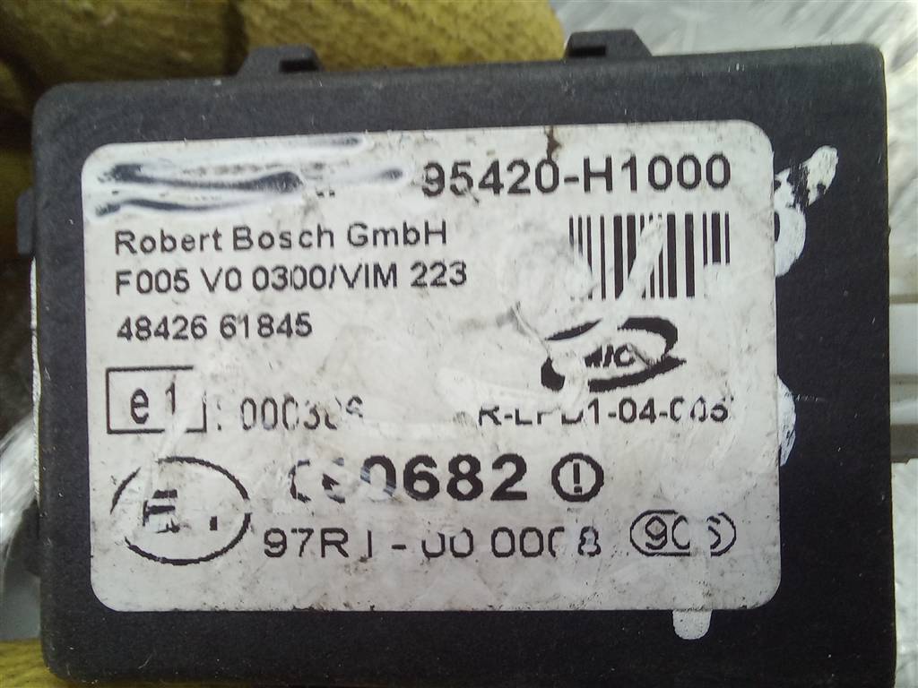 блок управления Hyundai TUCSON 2.0 CRDi AT (112 л.с.)Tucson  I (2004—2011) Внедорожник 95420H1000, 630 рублей, Москва