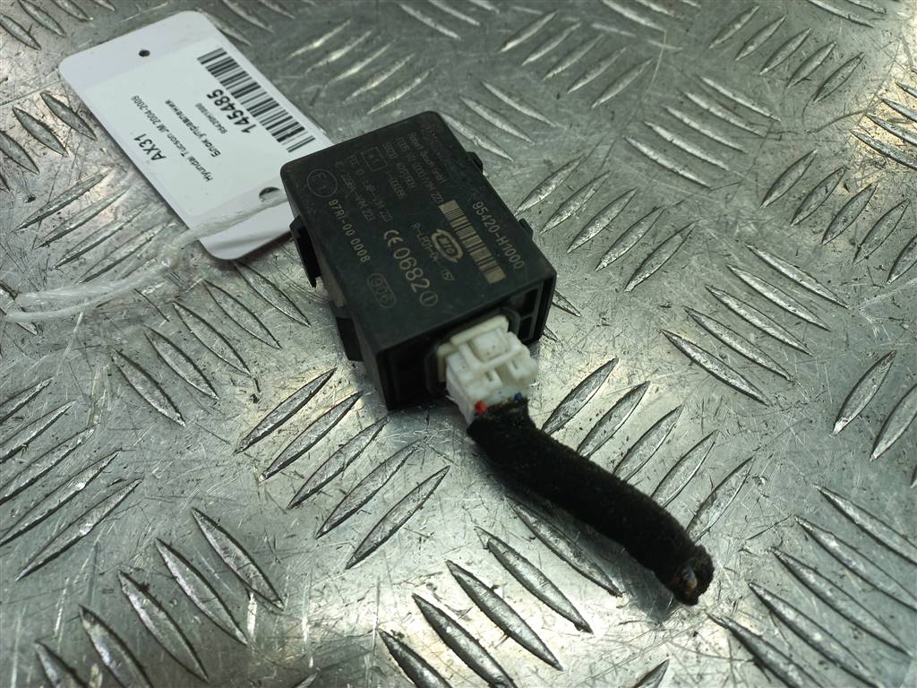 блок управления Hyundai TUCSON 2.0 MT (140 л.с.)Tucson  I (2004—2011) Внедорожник 95420H1000, 630 рублей, Москва