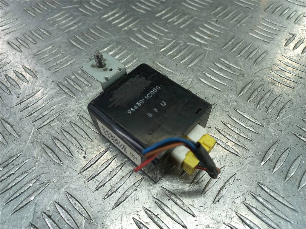 блок управления Hyundai GETZ 1.1 MT (66 л.с.)Getz  I рестайлинг (2005—2011) Хетчбэк 954301C000, 520 рублей, Москва