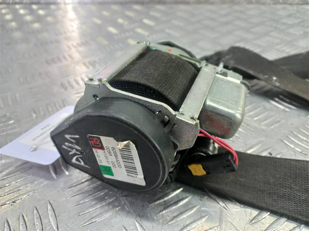 ремень безопасности MITSUBISHI COLT  MN164666XC, 3279 рублей, Москва