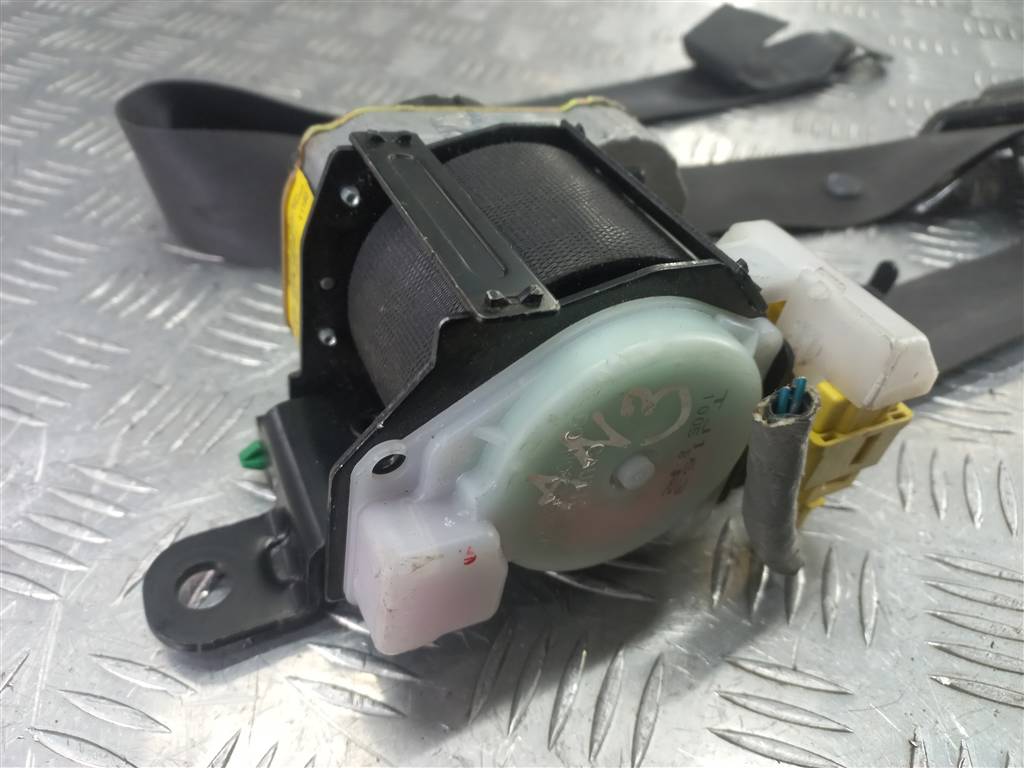 ремень безопасности HONDA CR-V 2.0 AT (150 л.с.)CR-V  II (2001—2004) Внедорожник 81450SCAE01ZA, 2820 рублей, Москва