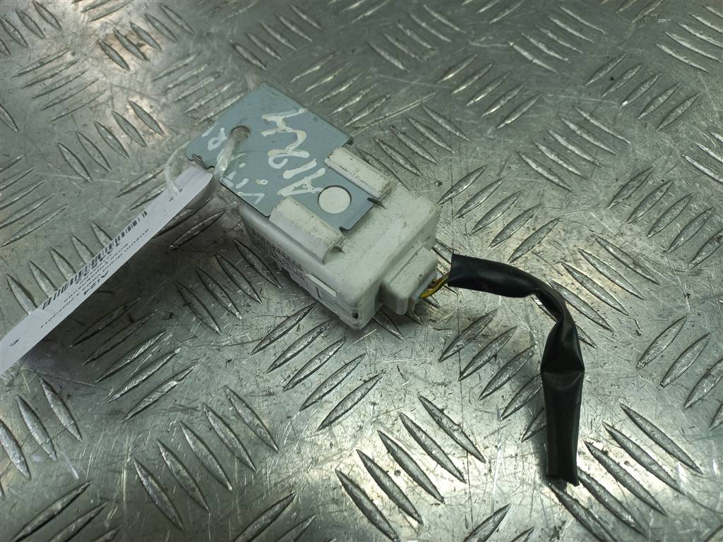 блок управления SUZUKI Grand Vitara 2.4 MT (169 л.с.)Grand Vitara  II рестайлинг (2008—2012) Внедорожник 3719065J00, 630 рублей, Москва