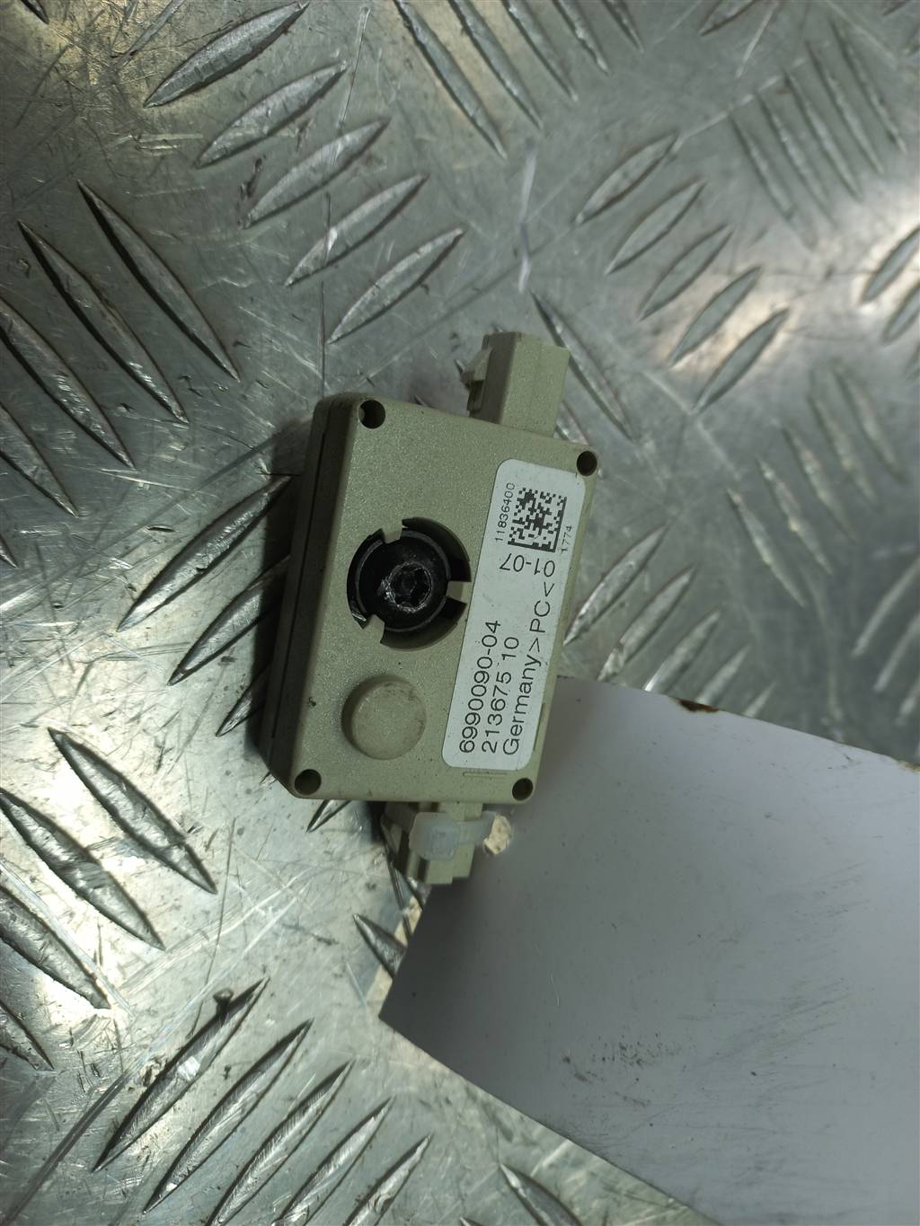 усилитель антенны BMW   699009004, 1490 рублей, Москва