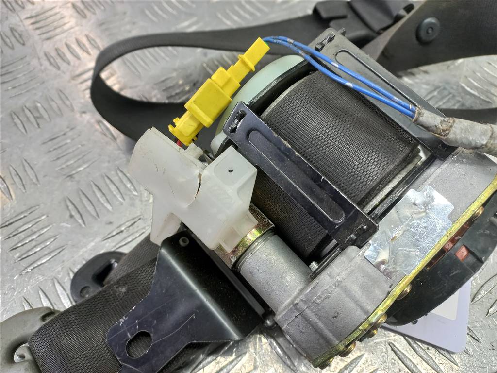 ремень безопасности HONDA CR-V 2.0 AT (150 л.с.)CR-V  II (2001—2004) Внедорожник 81450SCAE01ZA, 2820 рублей, Москва