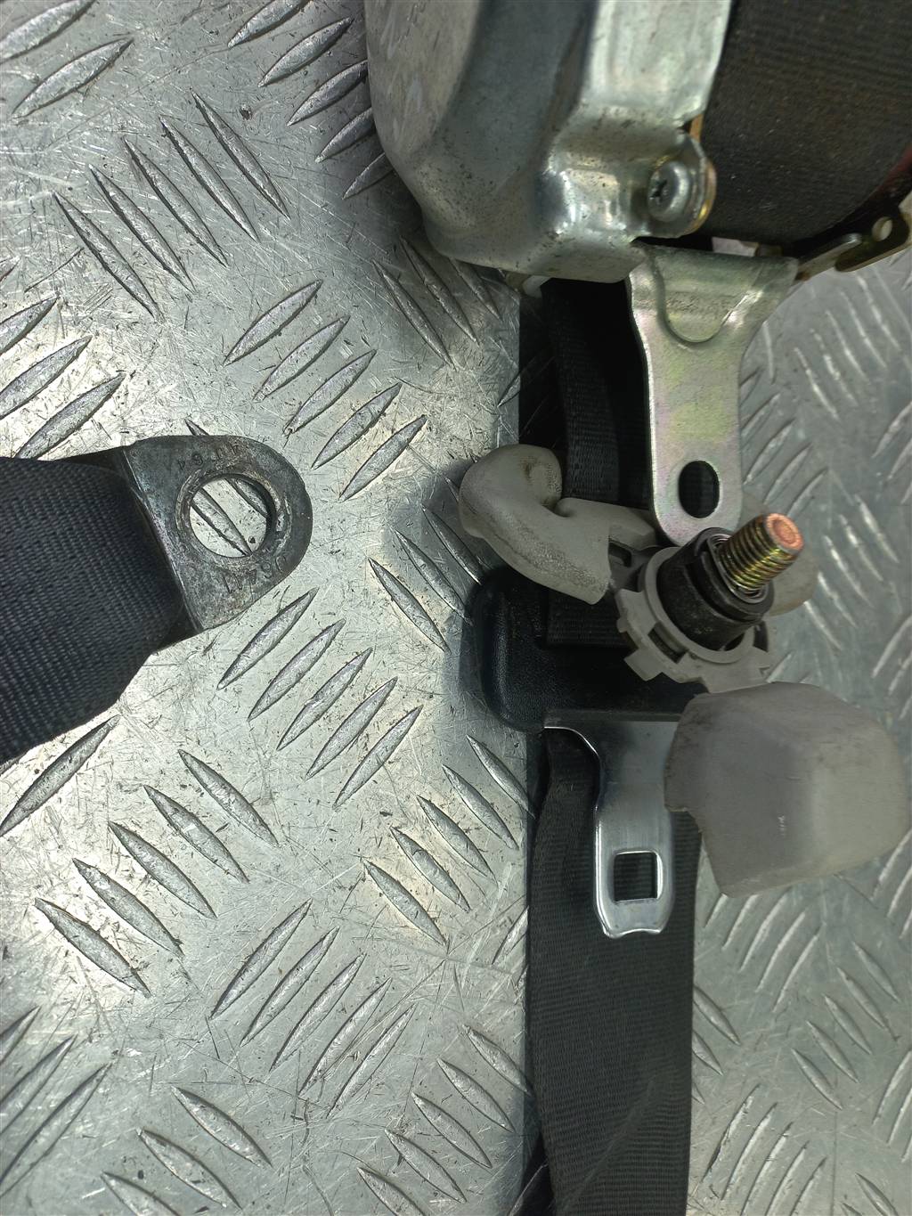 ремень безопасности SUZUKI IGNIS 1.5 MT (99 л.с.)Ignis  II (2003—2008) Хетчбэк 8490286G03ED3, 3850 рублей, Москва