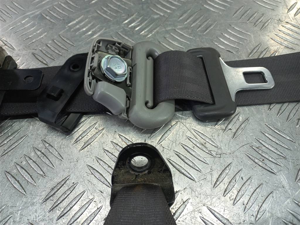 ремень безопасности MITSUBISHI PAJERO SPORT 2.5 MT (99 л.с.)Pajero Sport  I рестайлинг (2004—2008) Внедорожник MR788902, 980 рублей, Москва