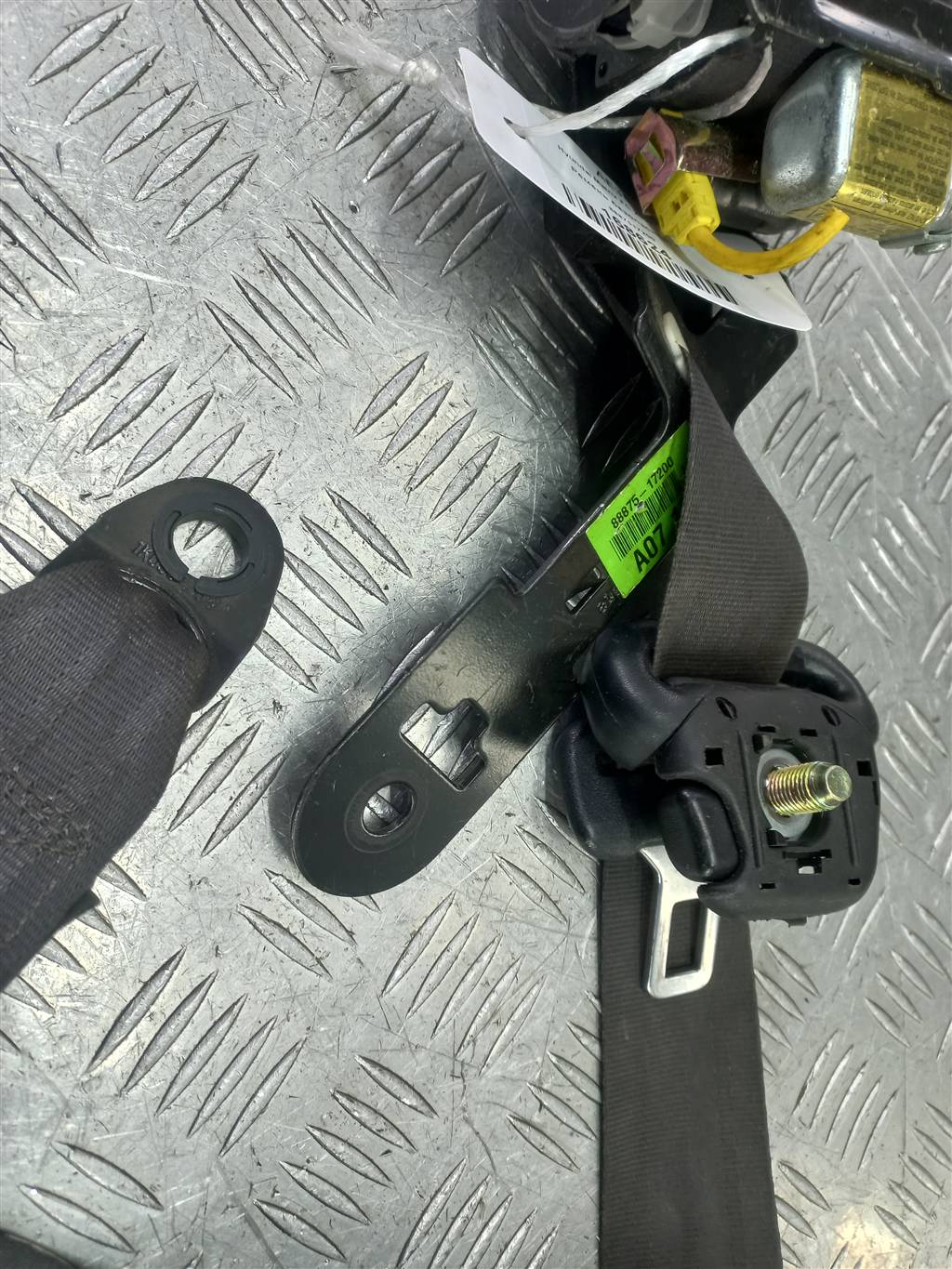 ремень безопасности Hyundai MATRIX 1.6 MT (103 л.с.)Matrix  I рестайлинг (2005—2008) Минивэн 8887517200LK, 2700 рублей, Москва