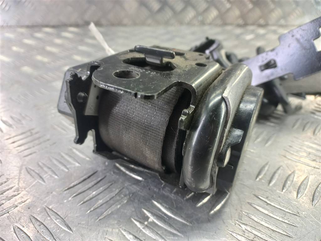 ремень безопасности Hyundai MATRIX 1.6 MT (103 л.с.)Matrix  I рестайлинг (2005—2008) Минивэн 8887517200LK, 2700 рублей, Москва