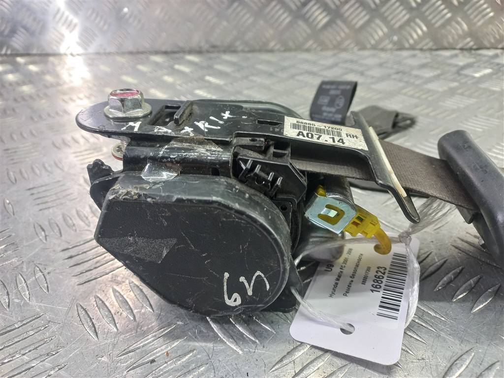 ремень безопасности Hyundai MATRIX 1.6 MT (103 л.с.)Matrix  I рестайлинг (2005—2008) Минивэн 8888517200, 1550 рублей, Москва