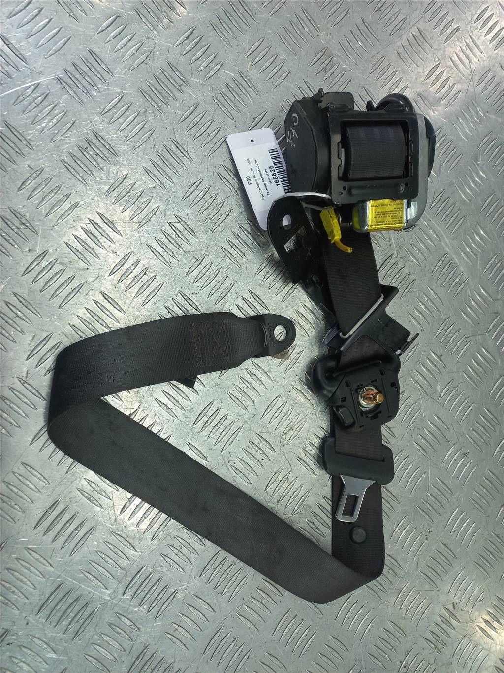 ремень безопасности Hyundai MATRIX 1.6 MT (103 л.с.)Matrix  I рестайлинг (2005—2008) Минивэн 8887517200LK, 2700 рублей, Москва