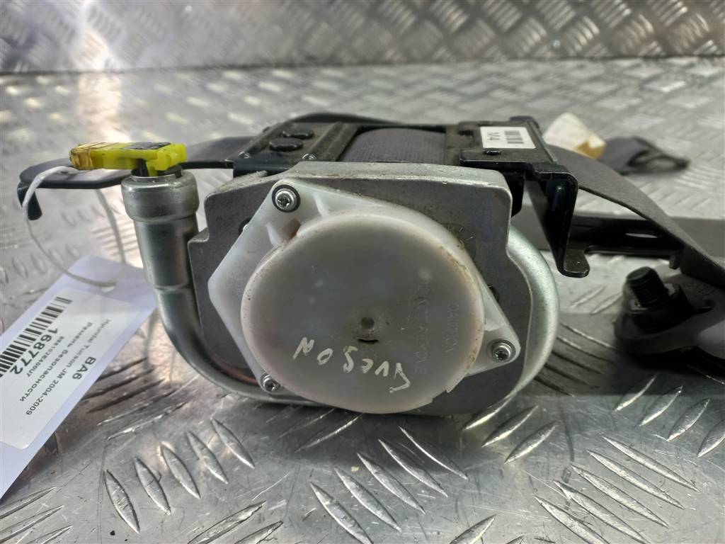 ремень безопасности Hyundai TUCSON 2.0 CRDi AT (112 л.с.)Tucson  I (2004—2011) Внедорожник 888102E400U7, 3850 рублей, Москва