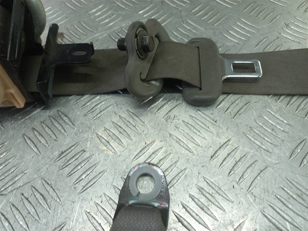 ремень безопасности Hyundai TUCSON 2.0 MT (140 л.с.)Tucson  I (2004—2011) Внедорожник 888202E301U7, 3850 рублей, Москва