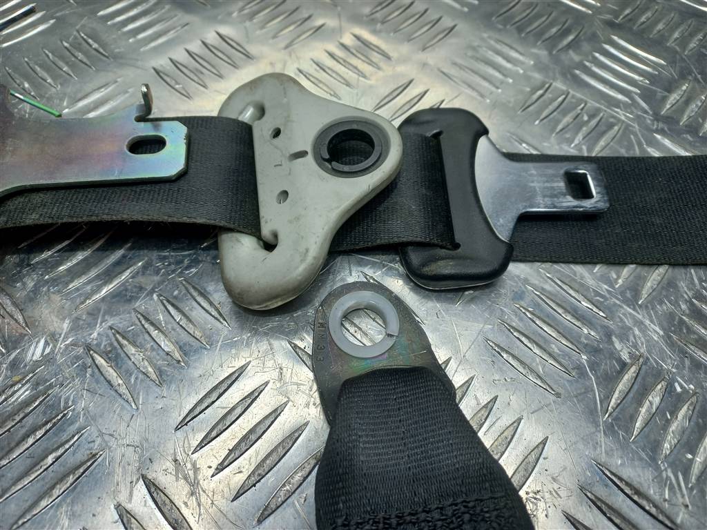 ремень безопасности MAZDA 3  BR5S57L30A02, 2700 рублей, Москва