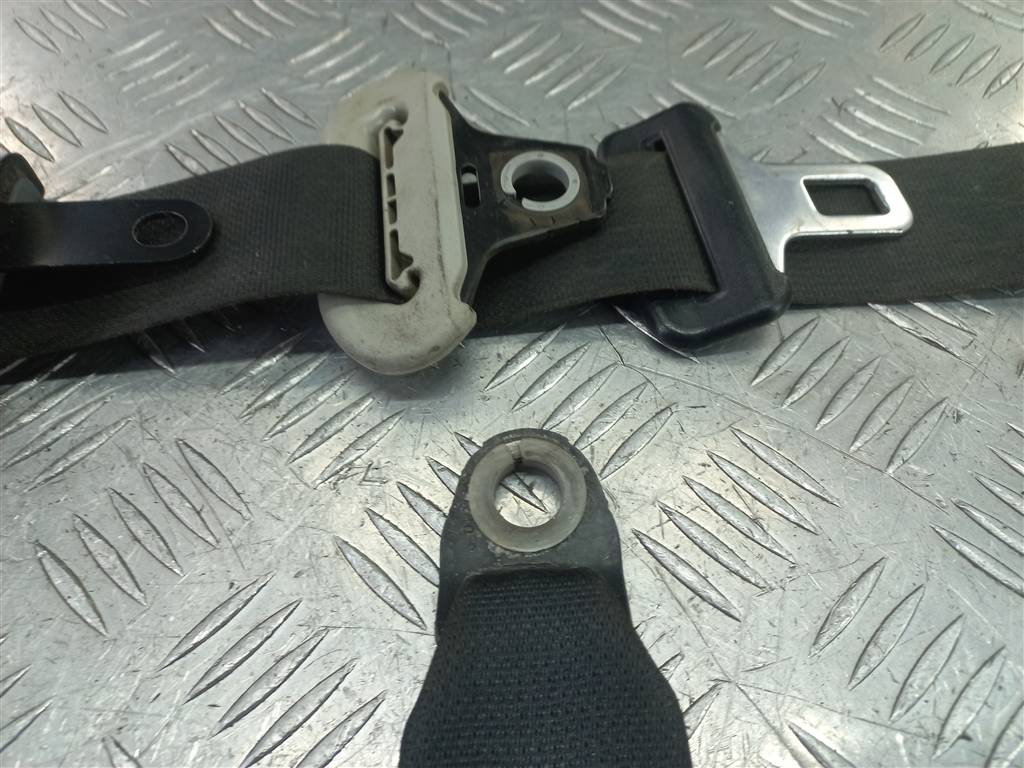 ремень безопасности SUZUKI Grand Vitara 2.0 4WD MT (140 л.с.)Grand Vitara  II (2005—2008) Внедорожник 8490165J12BHE, 2700 рублей, Москва