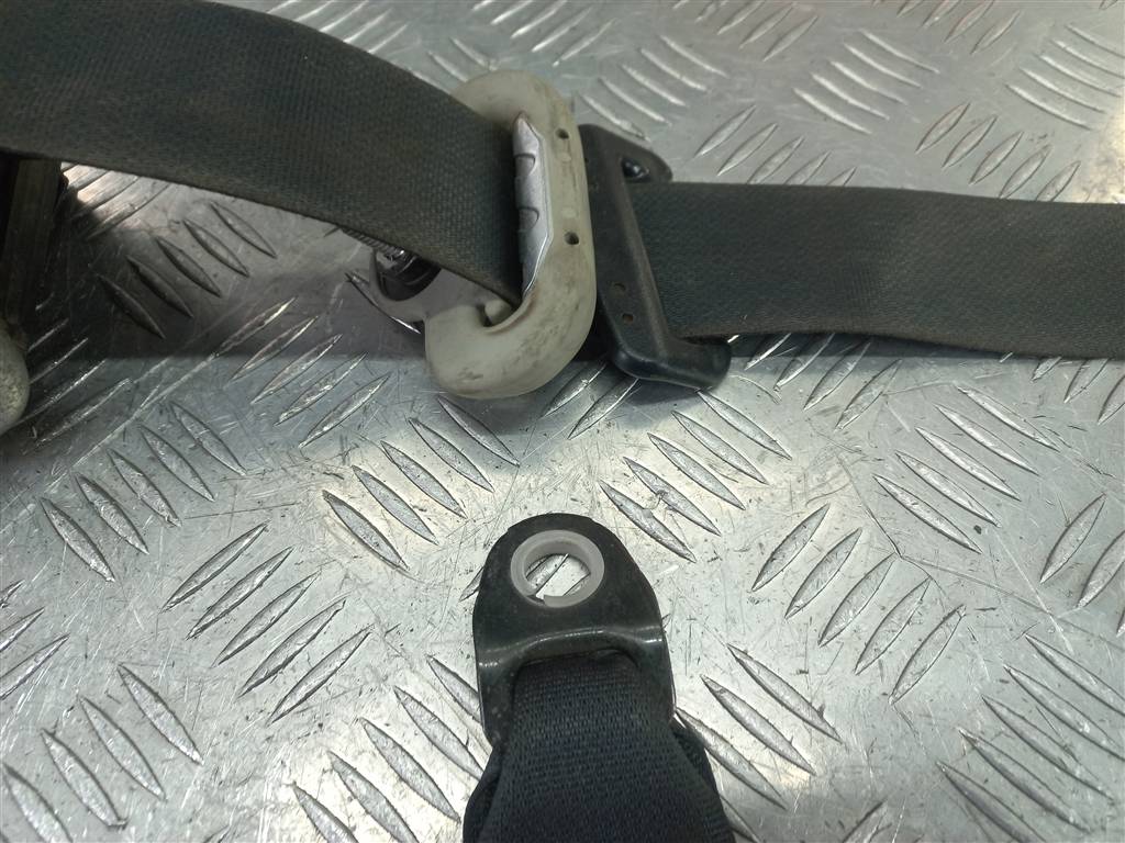 ремень безопасности SUZUKI Grand Vitara 2.0 4WD MT (140 л.с.)Grand Vitara  II (2005—2008) Внедорожник 8490165J12BHE, 2700 рублей, Москва