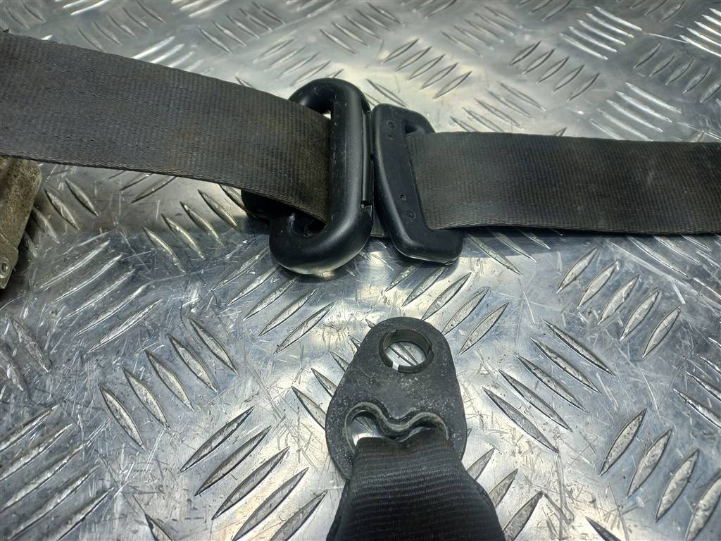 ремень безопасности FORD Focus  1764014, 3279 рублей, Москва