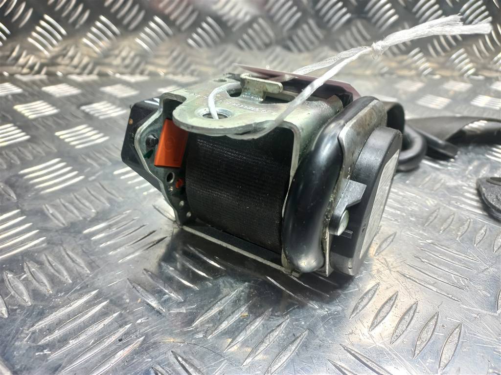 ремень безопасности FORD Focus  1764014, 3279 рублей, Москва