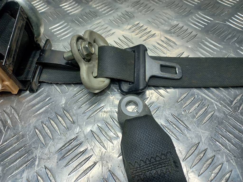 ремень безопасности SUZUKI Grand Vitara 2.0 4WD MT (140 л.с.)Grand Vitara  II (2005—2008) Внедорожник 8490165J12BHE, 2700 рублей, Москва