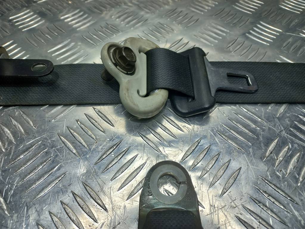 ремень безопасности SUZUKI Grand Vitara 2.0 4WD MT (140 л.с.)Grand Vitara  II (2005—2008) Внедорожник 8490265J12BHE, 2700 рублей, Москва